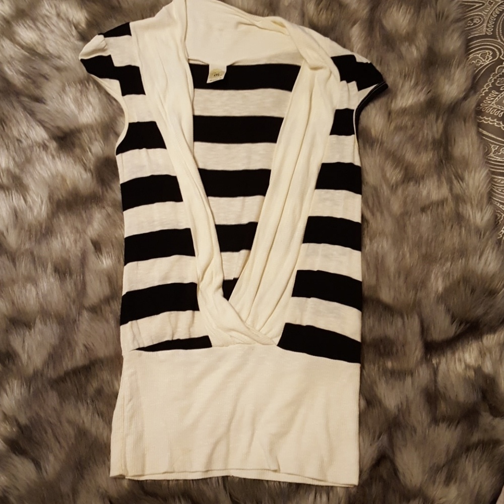 Sleeveless sweater